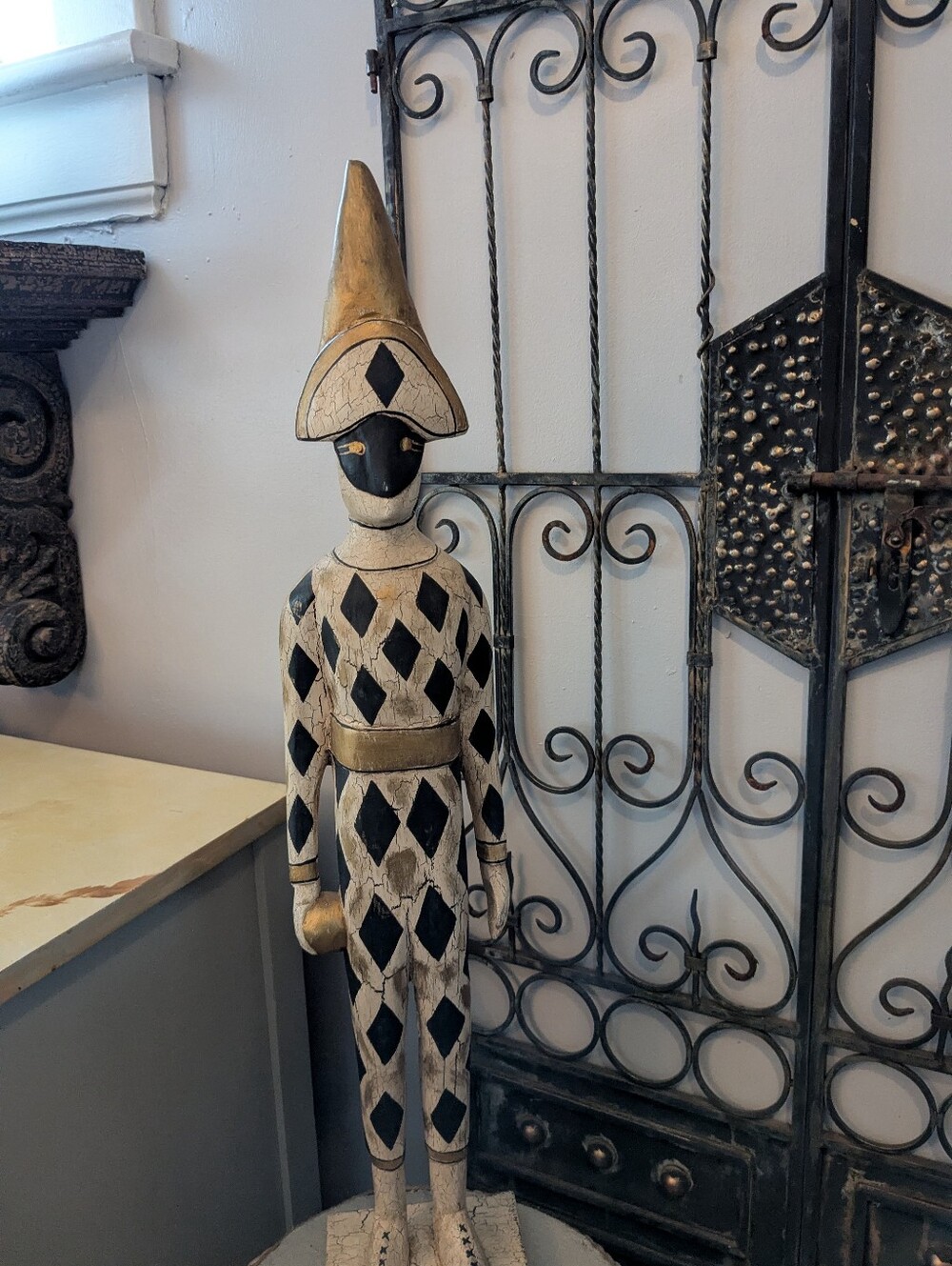 Handcrafted Harlequin Floor Statue in Black and Cream - Picture 6 of 6
